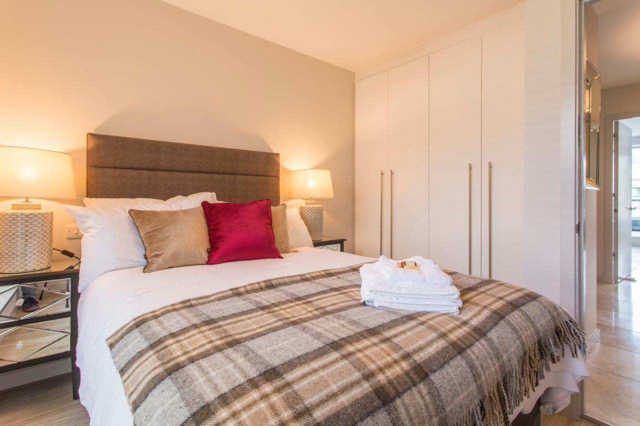 The Smithfield Penthouse Suite Dublín Exterior foto